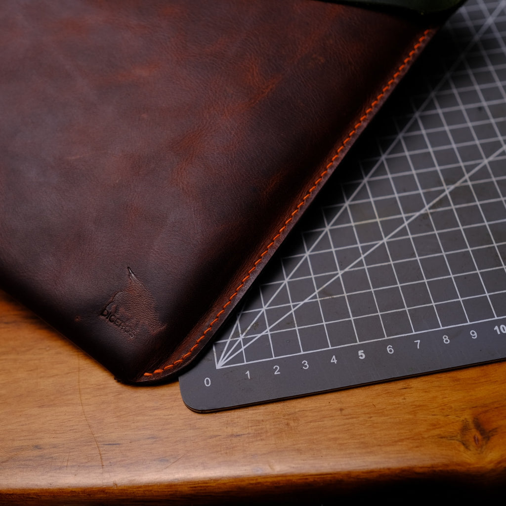 Apple Macbook Kılıf - Diceroscraft