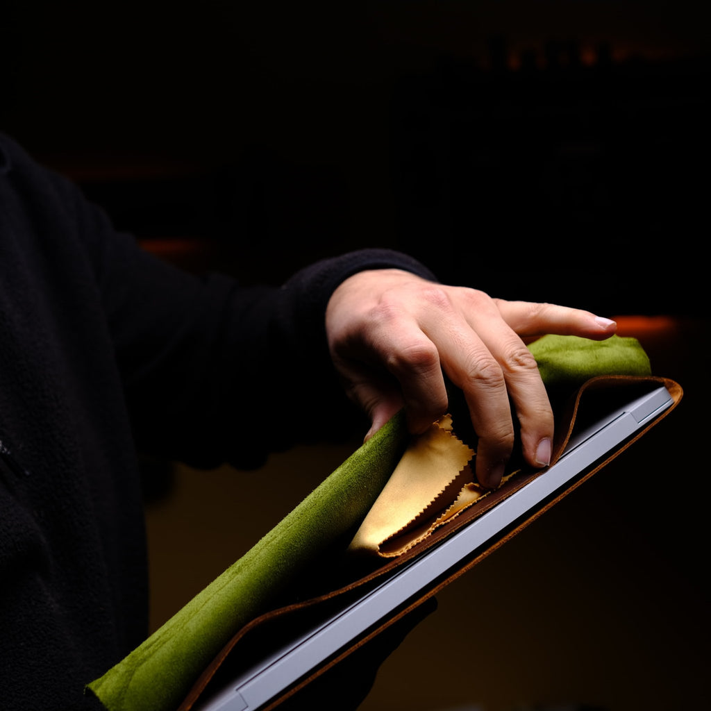 Apple Macbook Kılıf - Diceroscraft